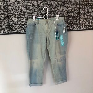 Old Navy Skinny Boyfriend Cuffed Cropped Bleach Wash Jeans